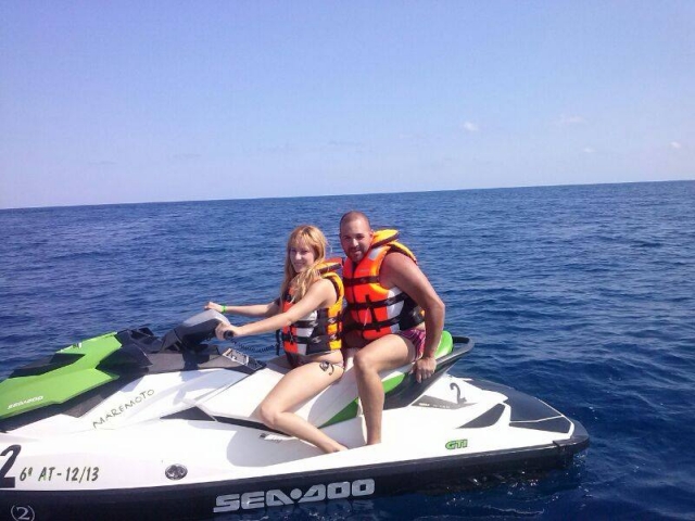  2-seater jet ski 